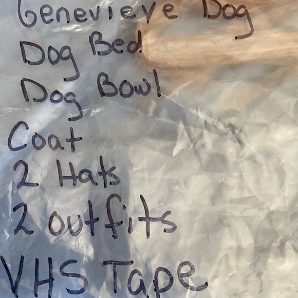 Madeline doll-Genevieve dog - Picture 7 of 7